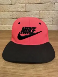 NIKE ピンク ブラック キャップ