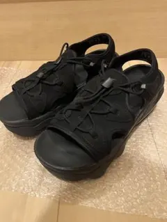 Item thumbnail for item f977b17b-5098-45d0-a6a5-7e191472e84b