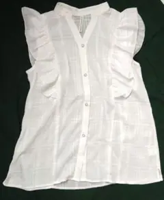 HK WORKS LONDON ホワイト フリルノースリーブシャツ