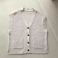 GUフロントボタン　ニットベスト　アイボリー　M