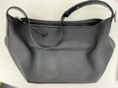 【匿名配送】ロエベ　キュービィ　ショルダーバッグ　ブラック　レザー