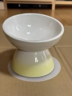 スケーター 小型犬用 食器 陶磁器製 ペット餌入れ マット付 アイボリーのサムネイル