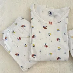 プチバトー　花柄コットンパジャマ 10ans