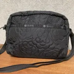LeSportsac ショルダーバッグ ブラック 花柄のサムネイル