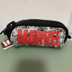 メ￼カジッブポーチ　MARVELロゴ