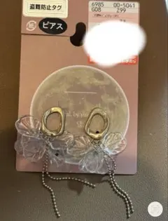 yumi しまむら フラワーピアス　花のサムネイル