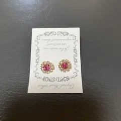 フラワーモチーフ ビジューピアス ピンク