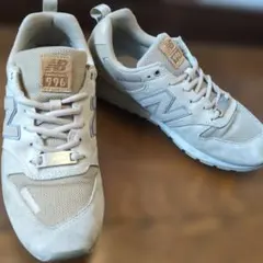 New Balance 996 ベージュ スニーカー