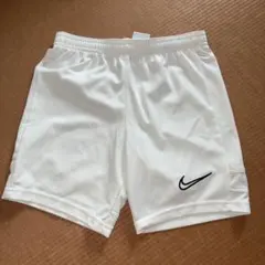 NIKE DRI-FIT ハーフパンツ ホワイト 170cm