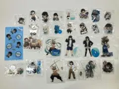 【鬼滅の刃　アクリルスタンド＆キーホルダー等まとめ売り】伊之助