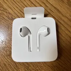 Apple EarPods Lightning接続 ホワイト