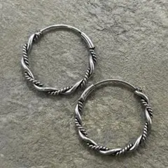 シルバー925 Silver ツイストデザインフープピアス/軽研磨仕上げ/両耳