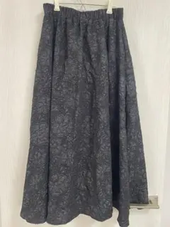 FRIFUL 黒花柄フレアロングスカート