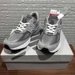 新品 スニーカー