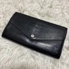 ルイヴィトン エピ ポルトフォイユサラ　長財布　ブラック