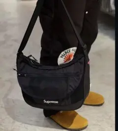 2025年最新】supreme 22ss messenger bagの人気アイテム - メルカリ