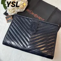 美品✨イヴサンローラン クラッチ キルティング Vステッチ カサンドラ　ネイビー