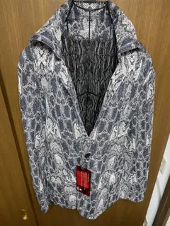 未使用【貴重LLサイズ】トルネードマート　パイソン柄 テーラードジャケットのサムネイル