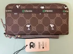 【新品】LeSportsacレスポートサック スヌーピー長財布　レディースポーチ