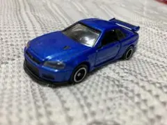 ドリームトミカ 頭文字D BNR34 GT-R(パープルシャドウ)のサムネイル