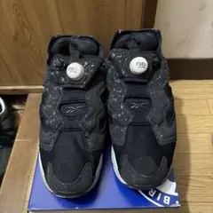 Reebok インスタポンプ フューリー ブラック