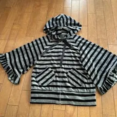 PEACE NOW グレーとブラックのストライプパーカー