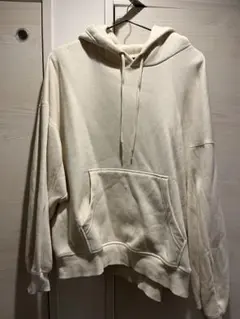 クリーム色 フード付きパーカー Sサイズ