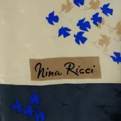 Nina Ricci シルクスカーフ ベージュ 青