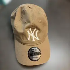 New Era 9TWENTY ベージュキャップ