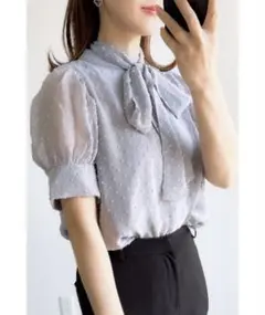 新品　&.NOSTALGIA 2wayボウタイドビードットハーフスリーブブラウス