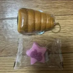 スクイーズ キーホルダー チョココロネ 星型 2点セット　パンスクイーズ