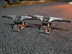 THUNDER TRUCK HOLLOW LIGHT 147 Hi