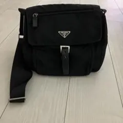 PRADAプラダ 三角ロゴ　ショルダーバッグのサムネイル