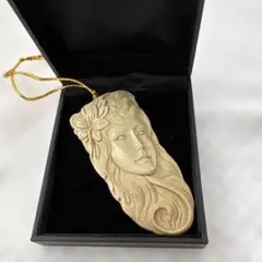 Offerings 2007 女性の顔 オーナメント