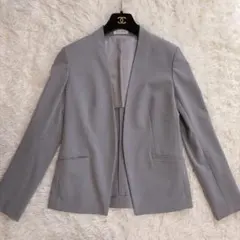 【美品 近年】プラステ ノーカラージャケット ストレッチ 洗える 背抜き グレー