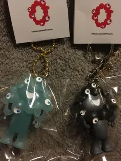 EXPO ミャクミャク pvc キーホルダー 黒 蓄光 2点セット