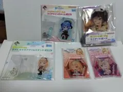 ホロライブ　アクリルスタンド、チャーム、ブロック5点セット