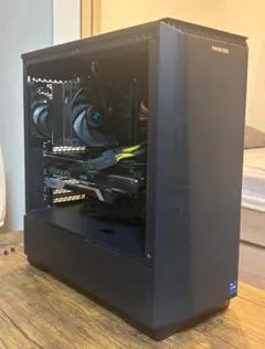 게이밍 PC RTX4070Ti i7-13700F 32기가바이트 2TB SSD
