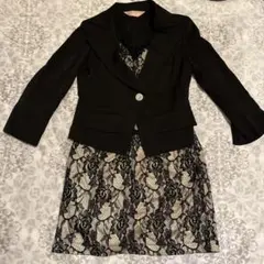 レーススカートとジャケットのセット