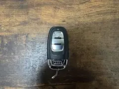アウディ スマートキー A4 S4 A5 S5 A7 S7 A8 S8 R8のサムネイル