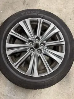 ヤリスクロス タイヤ・アルミホイール 215/50R18 タイヤ2025年製造