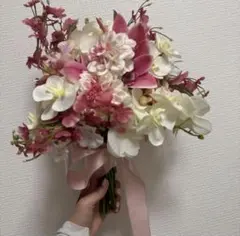 ピンクホワイトプリザーブドフラワーブーケ