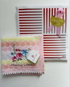 【新品訳あり】PRIVATE LABEL 花柄刺繍 タオルハンカチ