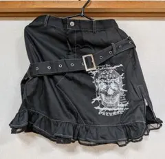 PUTUMAYO サスペンダー付きプリーツスカート ストライプ ブラック PUTUMAYO サスペンダー付きプリーツスカート ストライプ ブラック