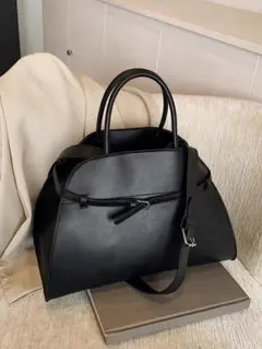 【限定値下げ】定価¥819,500バレンシアガ ロデオ ラージ ゴールド金具 限定値下げ】定価¥819,500バレンシアガ ロデオ ラージ ゴールド金具