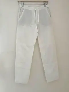 UNIQLO リネンパンツ　白　sサイズ