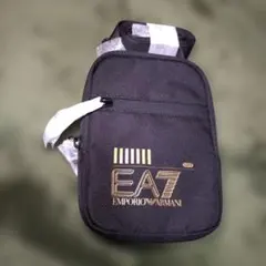 EA7 EMPORIO ARMANI　ミニショルダーバッグ
