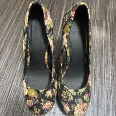 Forever21 花柄パンプス 23.5のサムネイル