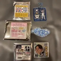 軟銀鷹隊藤井選手鑰匙圈兩件、閃亮貼紙