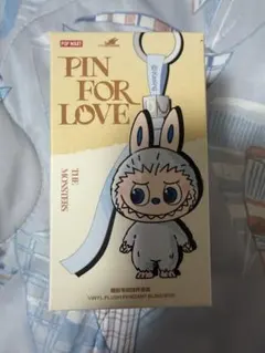 POPMART PIN FOR LOVE イニシャルラブブ D